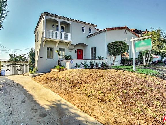3rd image of 4912 Angeles Vista Blvd