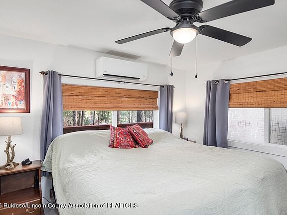 4th image of 321 2nd St