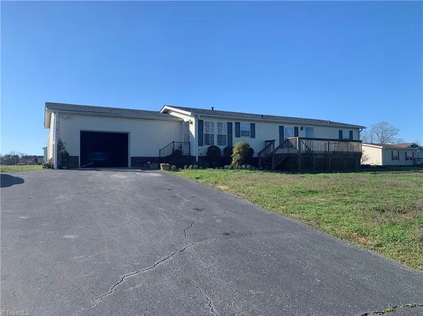 135 Howell Rd, Mocksville, NC 27028