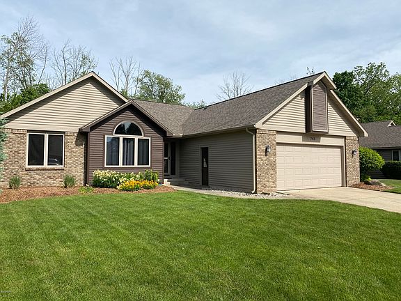 2nd image of 743 Beech Creek Dr