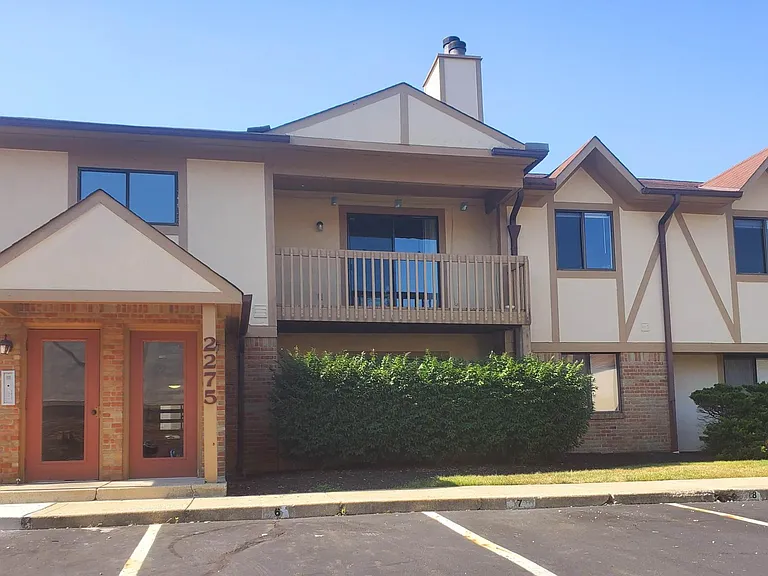 2275 Hedgerow Rd #C — Photo 15