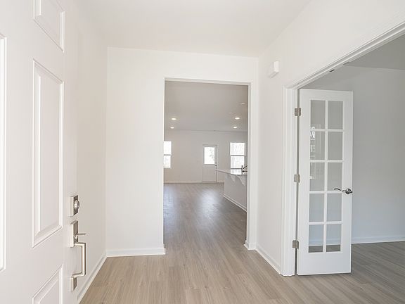 3rd image of 252 Brook Avenue Lot #100