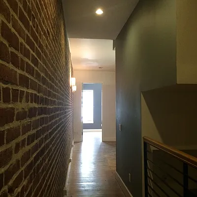 Rented by Loom Group | media 7