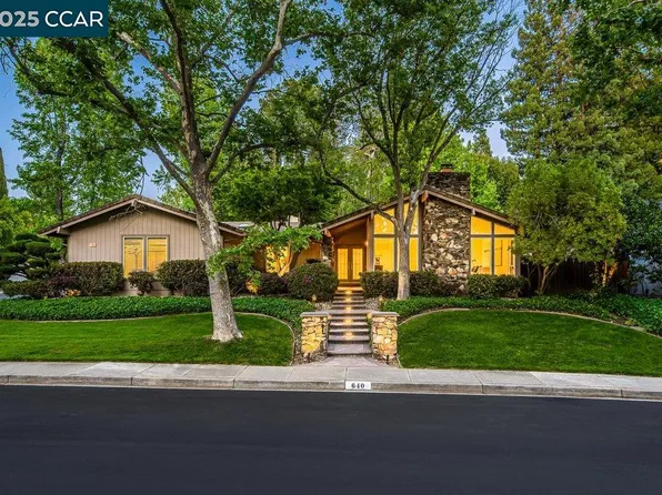 640 Thornhill Rd, Danville, CA 94526