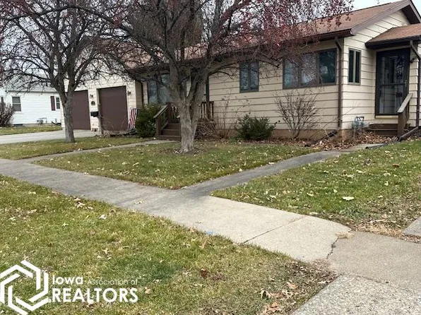 1105 S 5th St, Fairfield, IA 52556