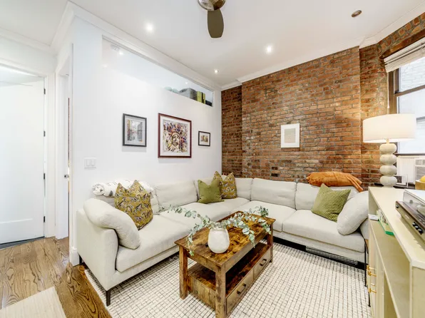 25 Grove Street image 1 of 8