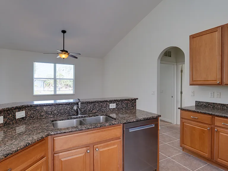 5279 Lovett Rd — Photo 27