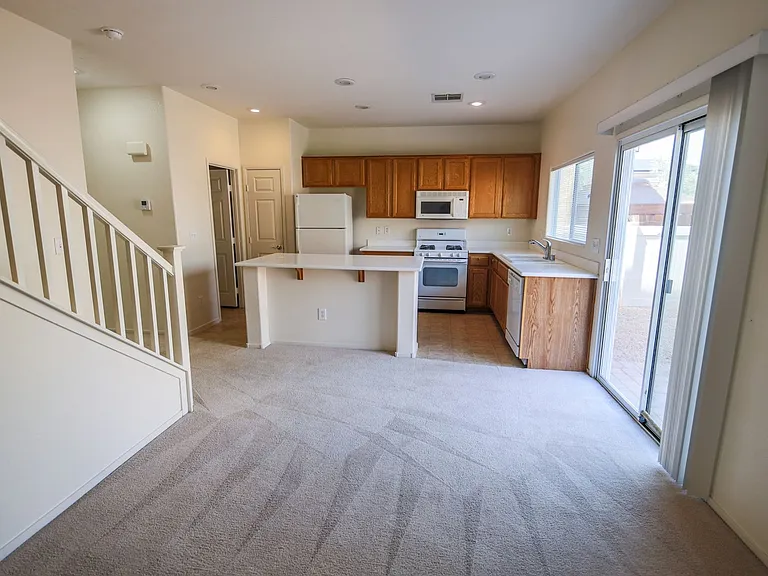 9440 Crimson Sky St — Photo 8