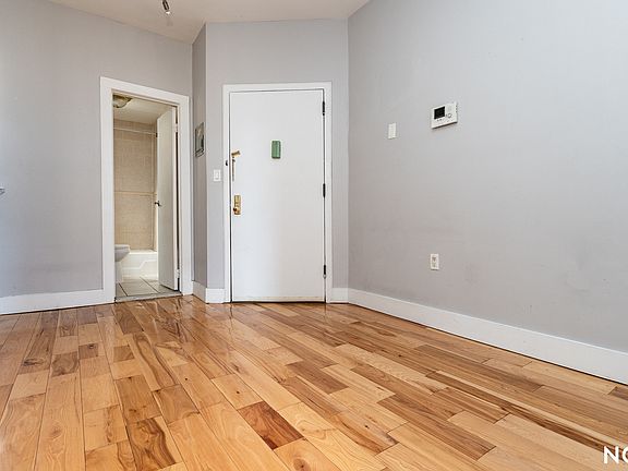 3rd image of 407 Chauncey St APT 3D
