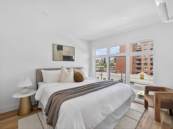 5th image of 31-65 14th St #2R