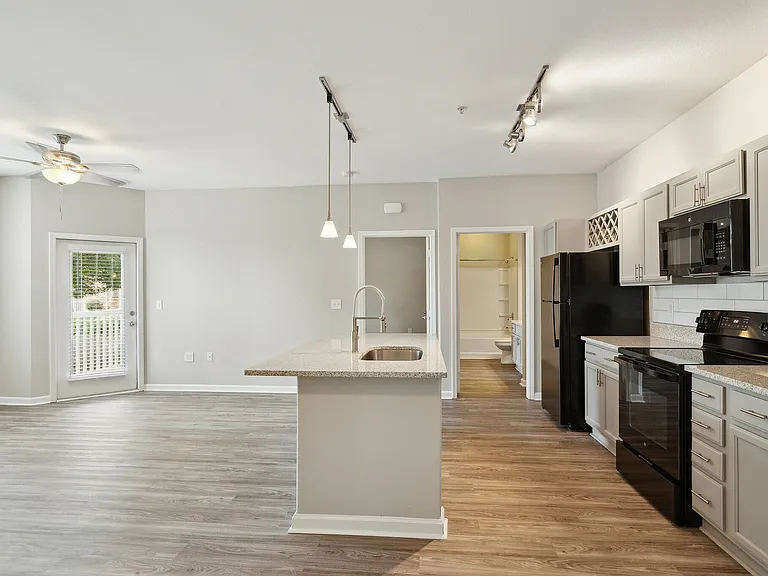 Newly Renovated Kitchen