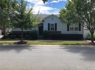 9352 Meadowmont View Dr, Charlotte, NC