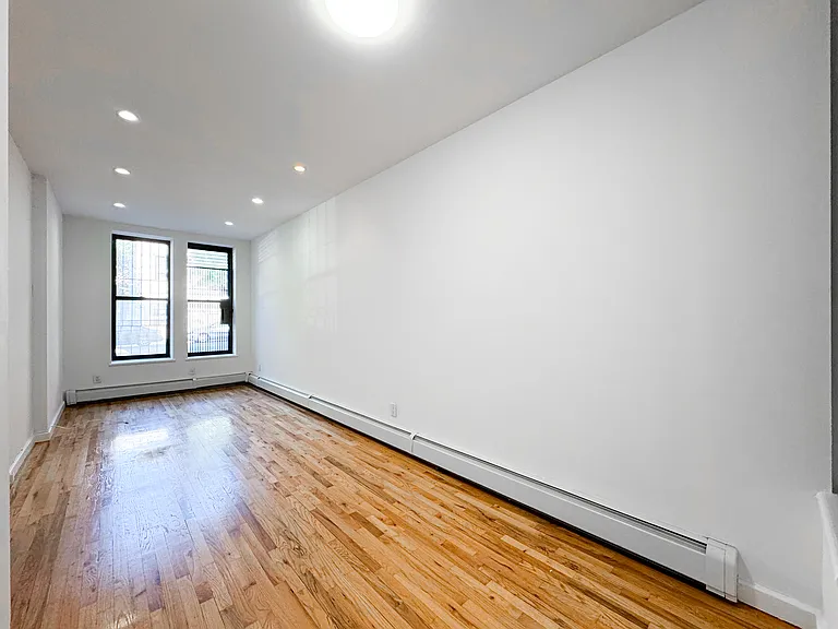 310 W 116th St #1B — Photo 11