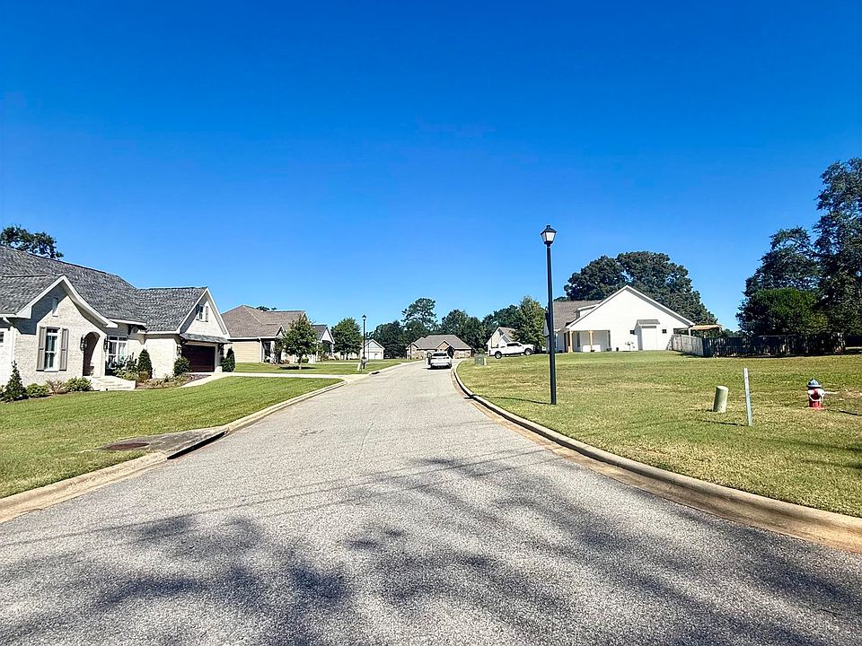 2nd image of 0 Dwelling Ct