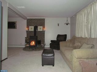 469 Pine Tavern Rd, Monroeville, NJ 08343