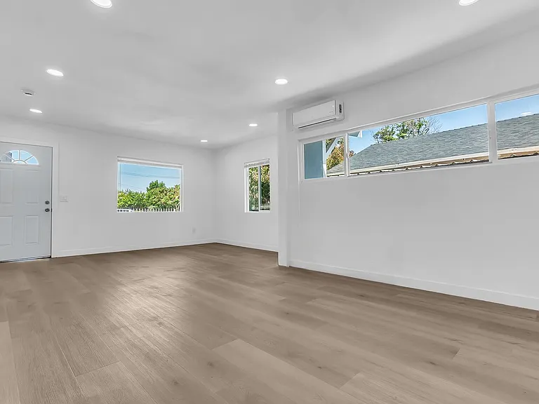 5518 Denker Ave — Photo 21