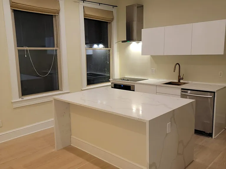 906 Q St NW — Photo 3