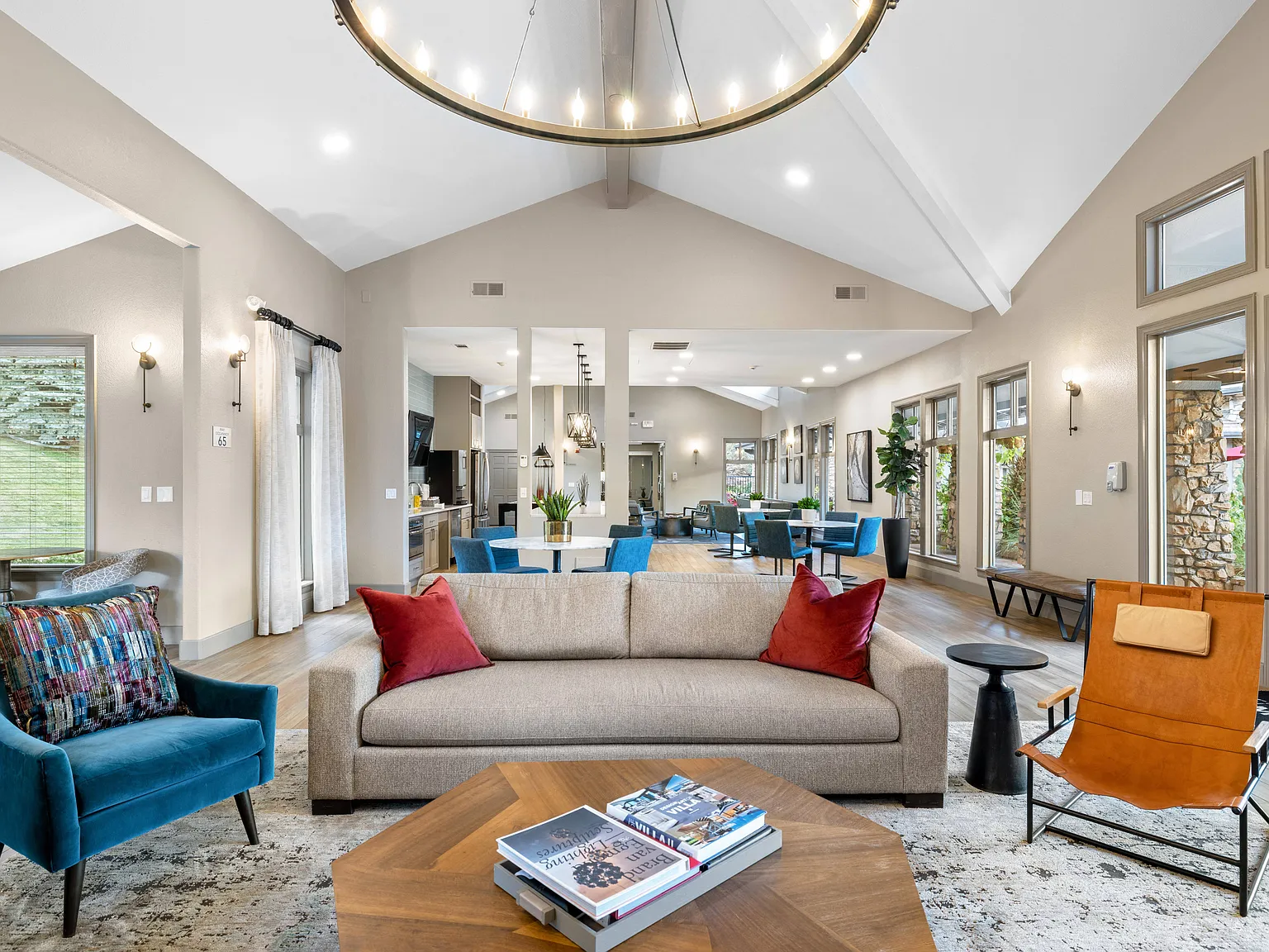 Montrachet Apartment Homes — Photo 3