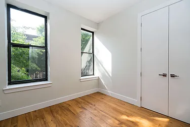 Rented by SCOUTBK.COM