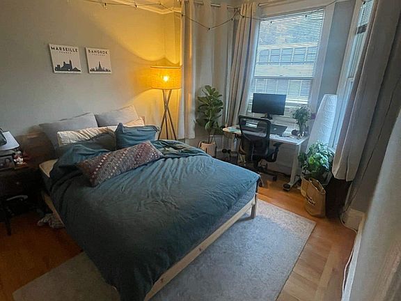 5th image of 788 Lombard St