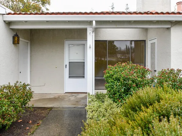 761 Granada Court, St. Helena, CA 94574