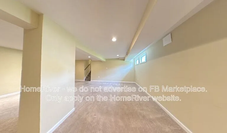 308 Pemberton St — Photo 14
