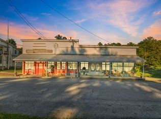 391 Main St, Salvisa, KY 40372