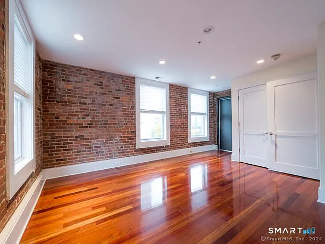 116 Crown St #3A — Photo 15