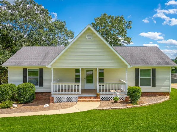 10104 Bear Trail Dr, Soddy Daisy, TN 37379
