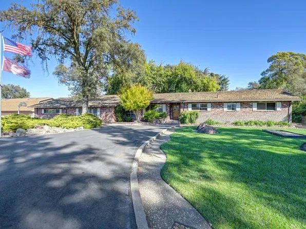 9379 Sunflower Rd, Wilton, CA 95693