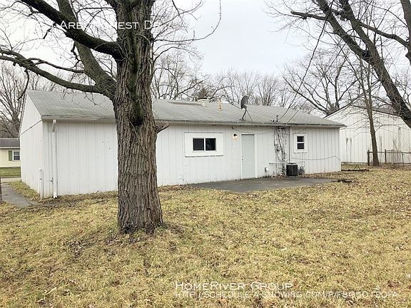 2nd image of 3923 Arborcrest Dr