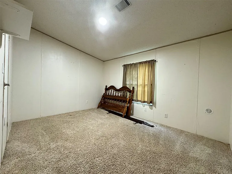 914 County Road 4882 S — Photo 10