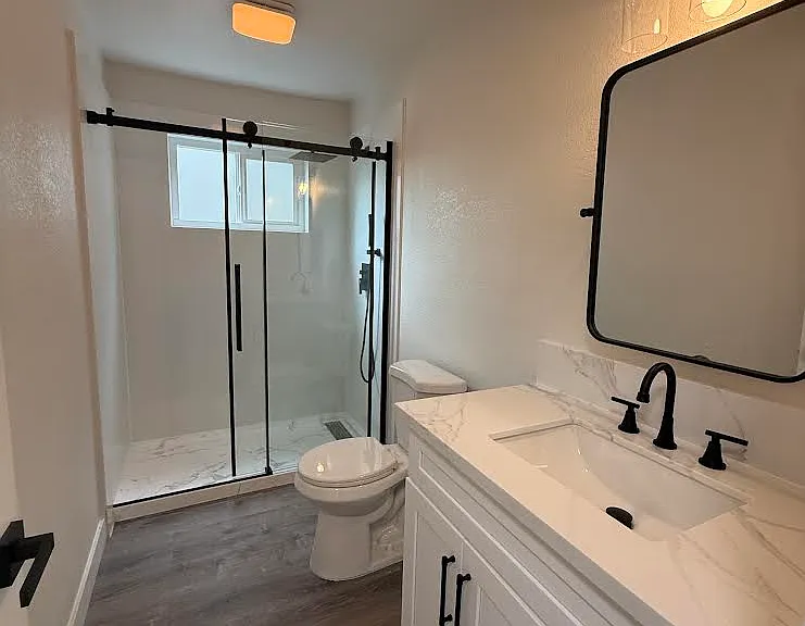 2715 U St #5 — Photo 11