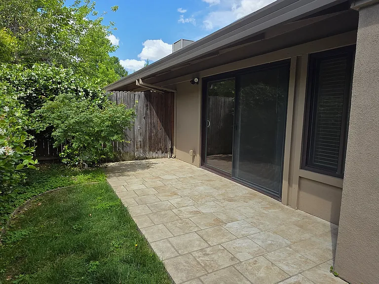 4336 Fair Oaks Blvd — Photo 37