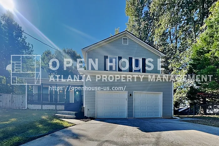 3 bed, 2.0 bath, 1872 sqft, $2,400 — Photo 1