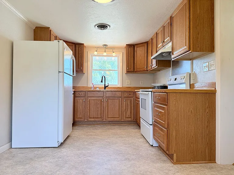 14503 Beach Hwy — Photo 3