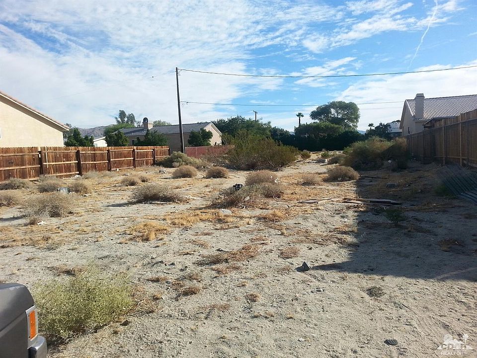1st image of 16520 Avenida Rambla