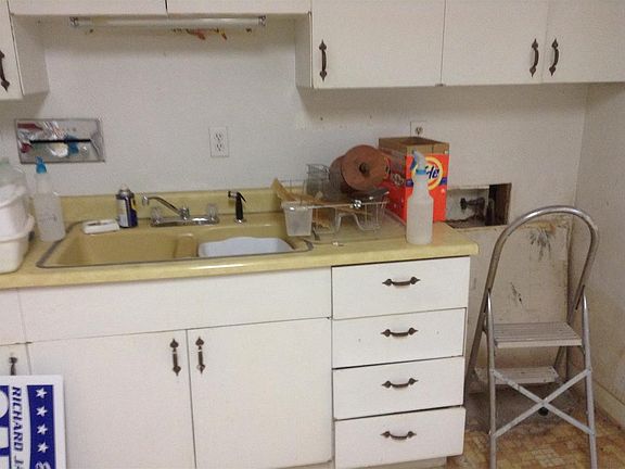 4th image of 507 Greenbriar St
