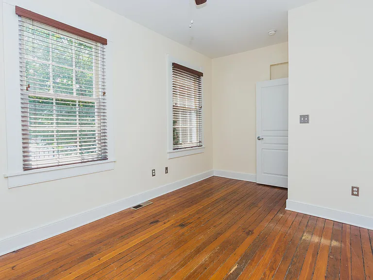 20 W Marshall St #2 — Photo 6