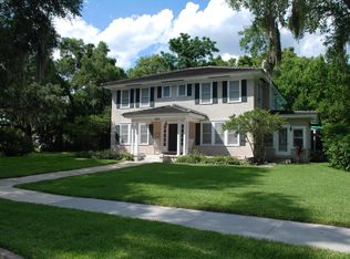 423 Park Lake Cir, Orlando, FL 32803