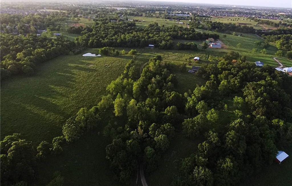 6495 Copperhead Rd, Springdale, AR 72762 | Zillow