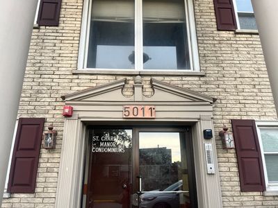 5011 Saint Charles Rd APT 101, Bellwood, IL, 60104