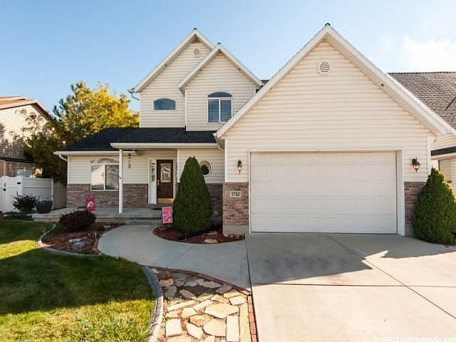 1st image of 1742 N Earnshaw Ln