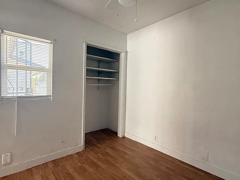 337 N Neplus Ct — Photo 3
