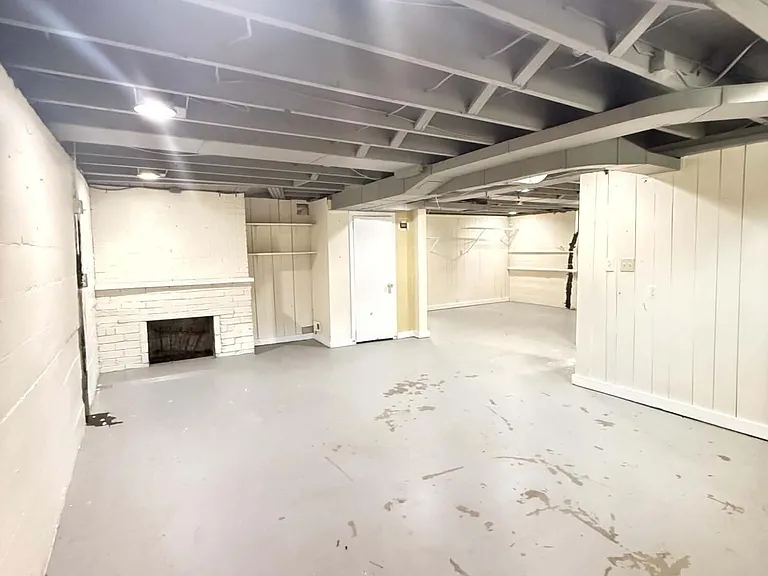 2910 Westfield Rd — Photo 15