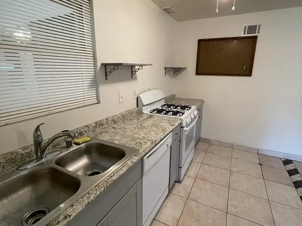 1113 E Mission Ave, Escondido, CA 92025