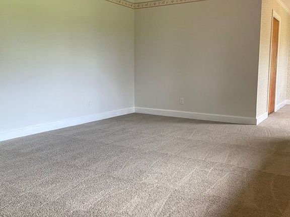 5th image of 819 Old Smith Chapel Rd