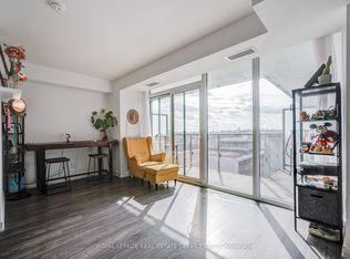 160 Flemington Rd #901, Toronto, ON M6A 0A9