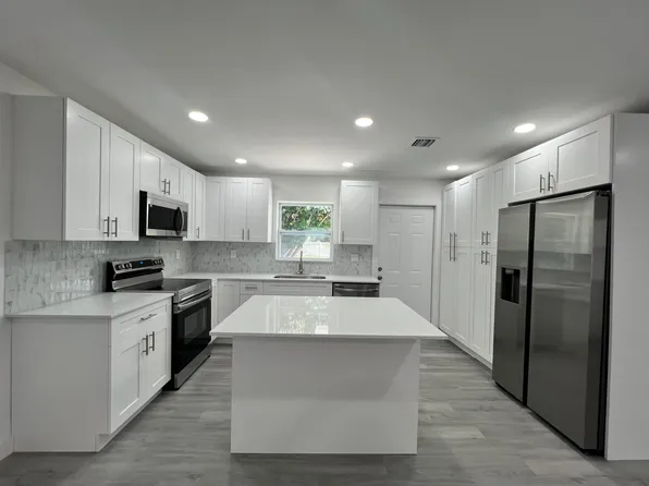 2801 Avenue Q Avenue, Fort Pierce, FL 34947