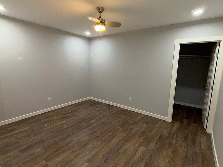 334 W Hermosa Dr — Photo 10